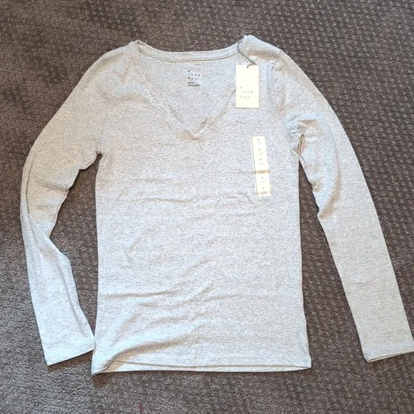 NWT A New Day Long Sleeve Tee Size M - Picture 1 of 8